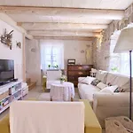 Semesterbostad White Heritage House