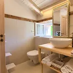 White Heritage House Semesterbostad