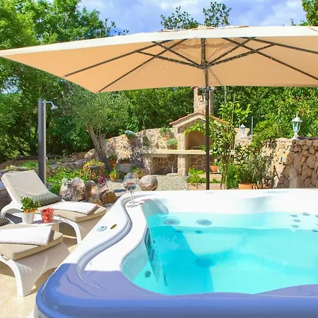 White Heritage House Čižići