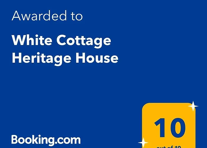 White Heritage House Holiday home