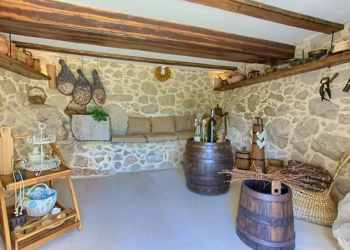 Holiday home White Heritage House *