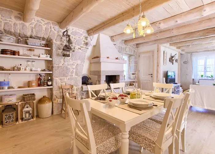 Holiday home White Heritage House Cizici