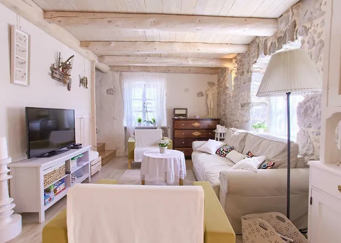 Holiday home White Heritage House