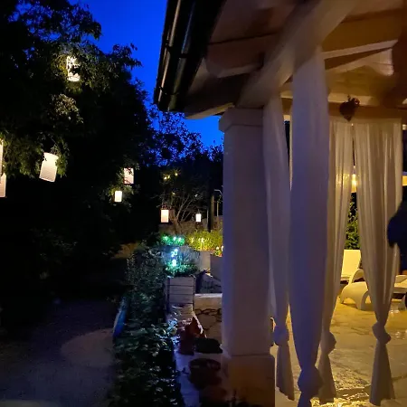 White Heritage House *